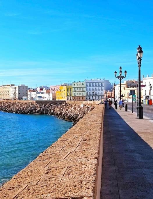 Entre Falla Y Caleta Grupo Ac Gestion كاديز المظهر الخارجي الصورة